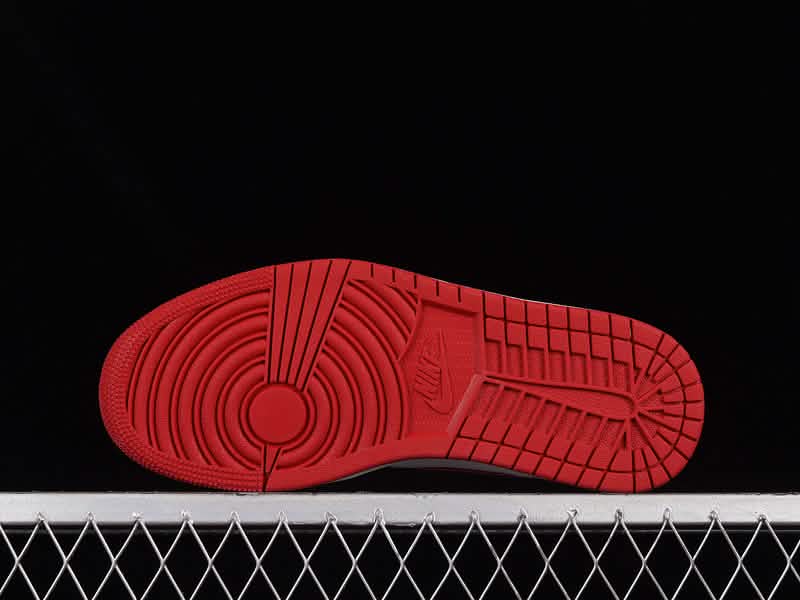 Nike Air Jordan 1 - Röd