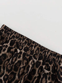 Leopardmönstrad minikjol med utsvängd axel