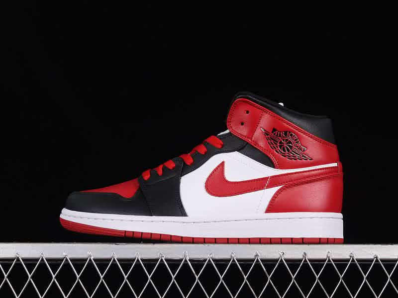 Nike Air Jordan 1 - Röd