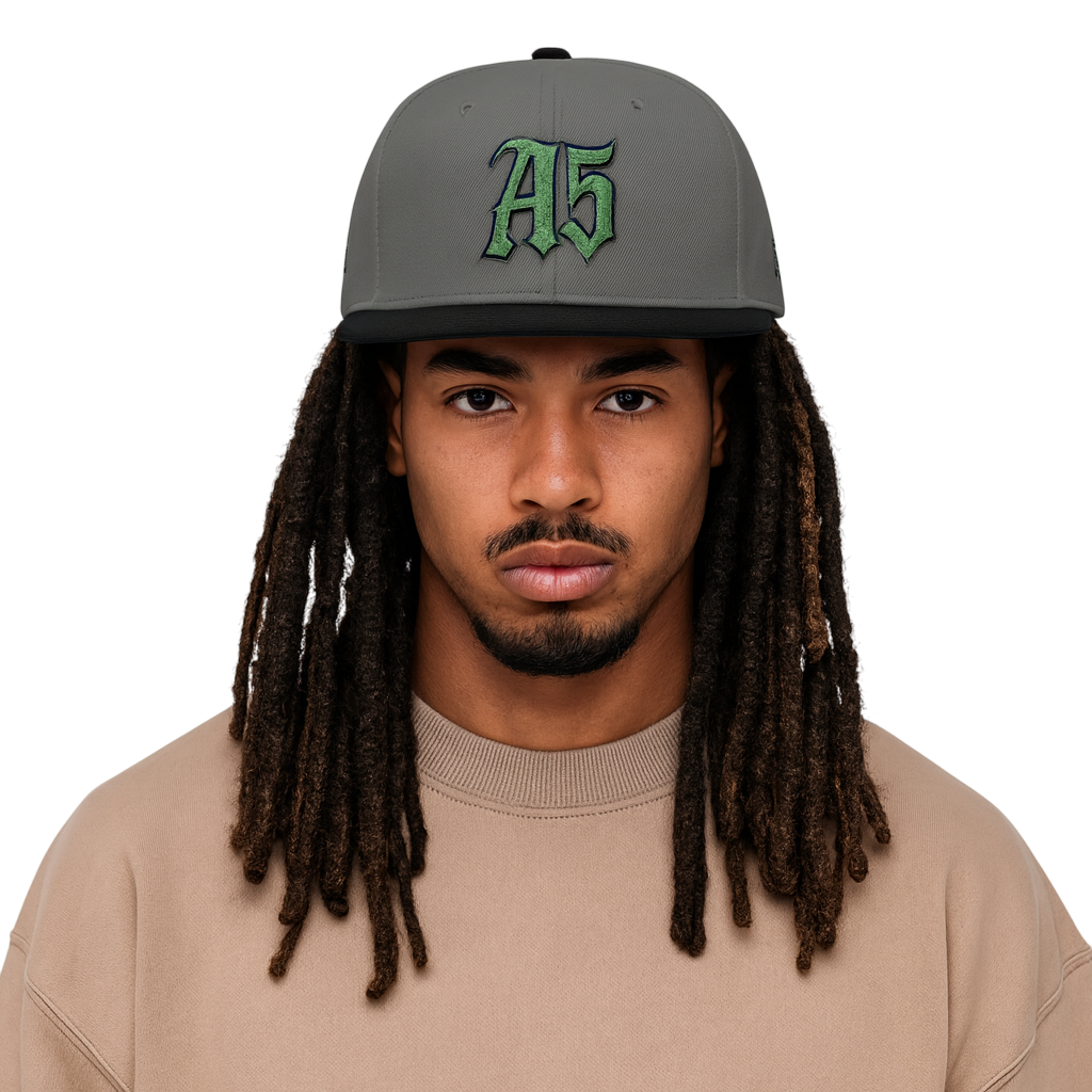 A5 Streetwear Snapback Hat – Green Embroidered Logo - One size / Black/Charcoal gray/Charcoal gray