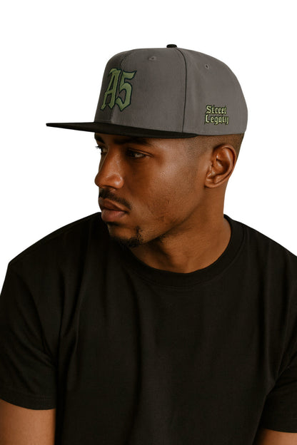 A5 Streetwear Snapback Hat – Green Embroidered Logo - One size / Black/Charcoal gray/Charcoal gray
