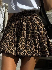 Leopardmönstrad minikjol med utsvängd axel