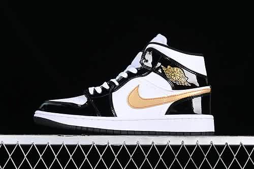 Nike Air Jordan 1 - Piano Black