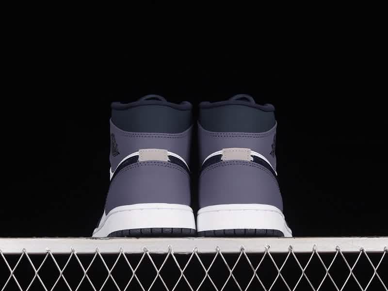 Nike Air Jordan 1 - PURPLE KNIGHT