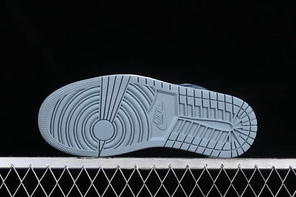 Nike Air Jordan 1 - Retro Blue