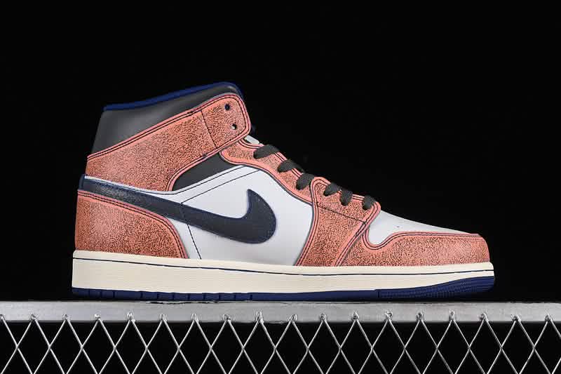 Nike Air Jordan 1 - Vintage Brown - Brown / 36