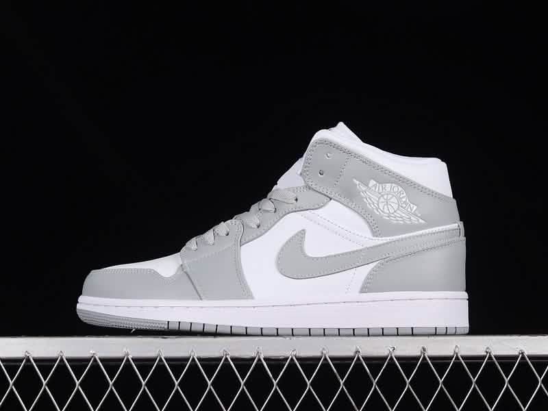 Nike Air Jordan 1 - White Silver - White / 36