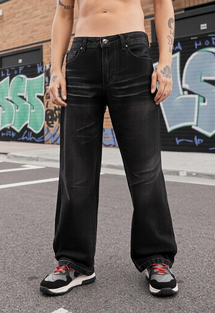 Black wide-leg Retro Black Baggy Jeans for a stylish and comfortable look